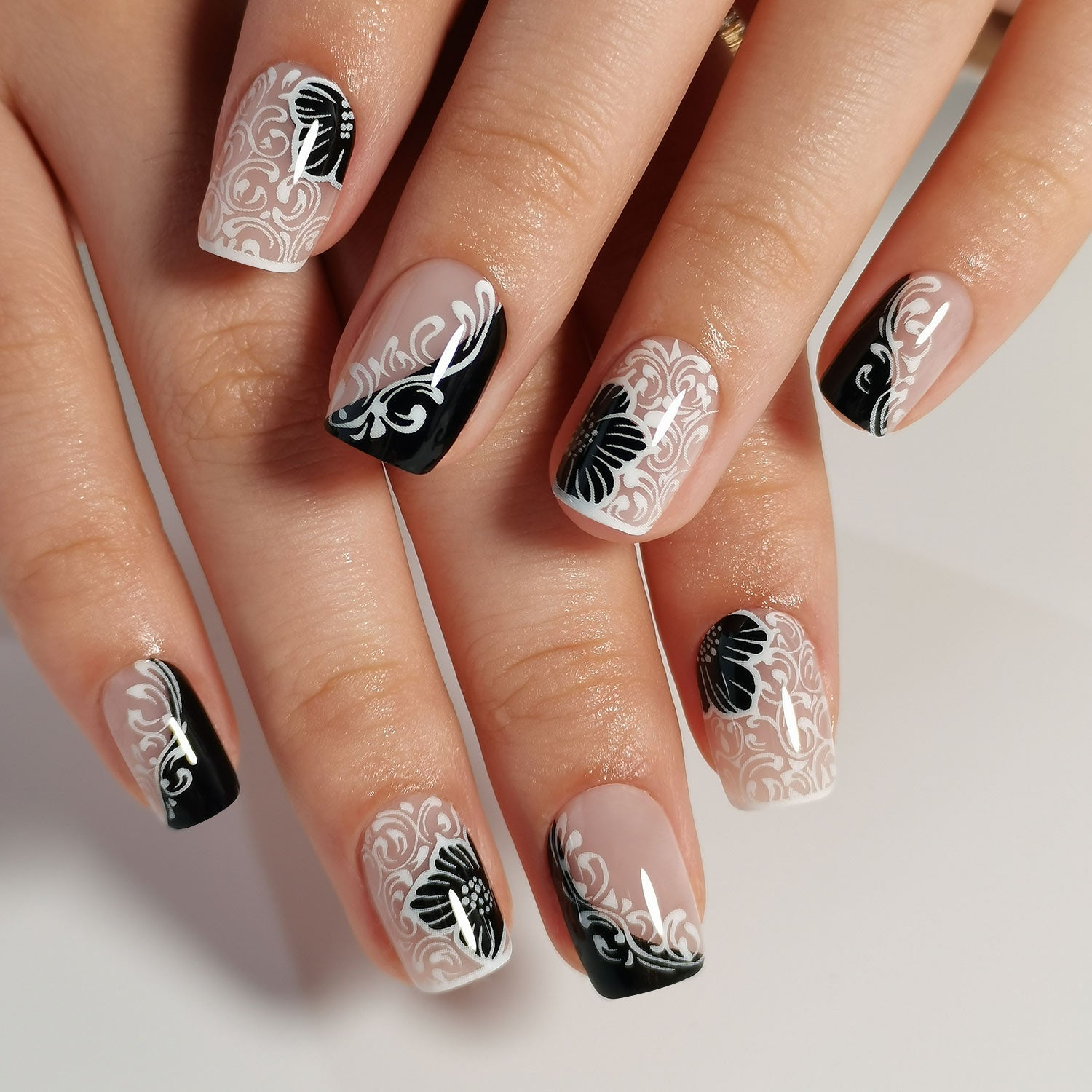 Gel Press On Nails 16 Sizes-32 Pcs Kit CUJ24120201